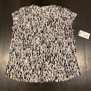 NWT Dana Buchman button down shirt. XL